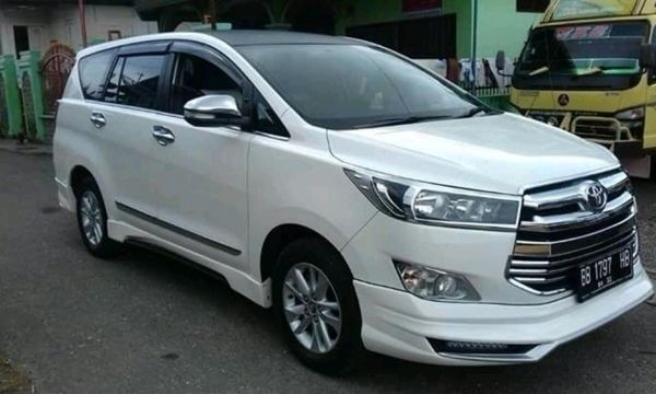 Sewa Innova Reborn Pekanbaru Paling Handal